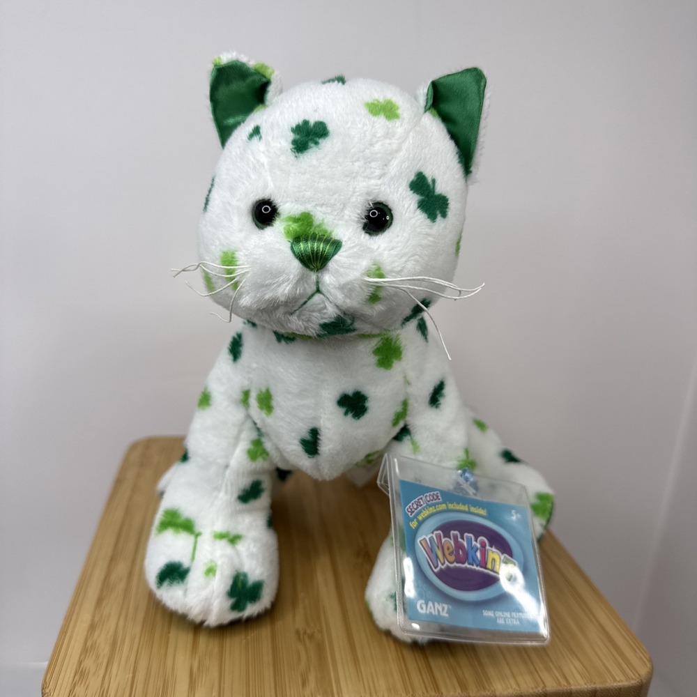 GANZ WEBKINZ CLOVER CAT HM669 Stuffed Plush Animal NWT SEALED CODE